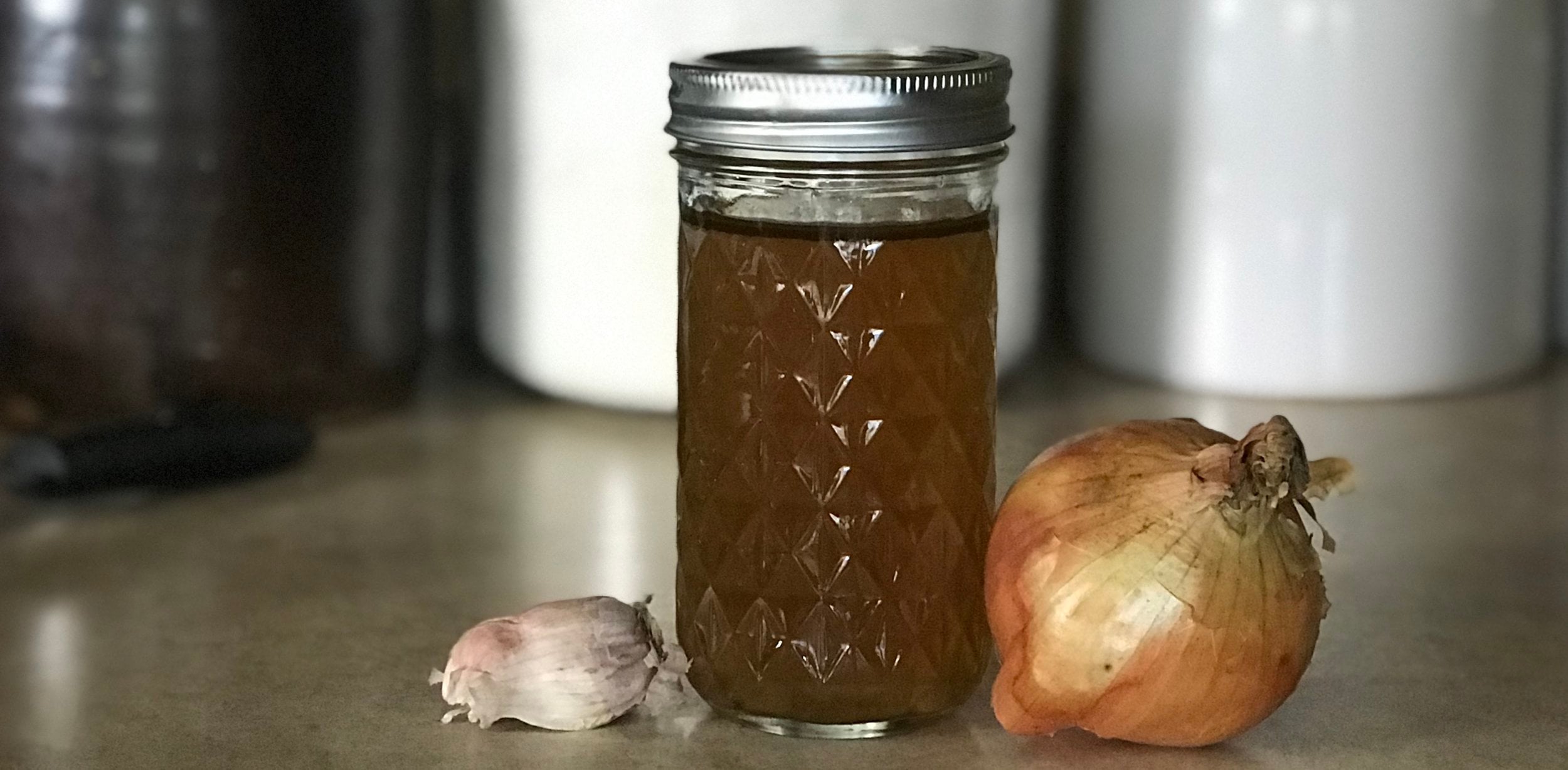 Simple Nourishing Bone Broth